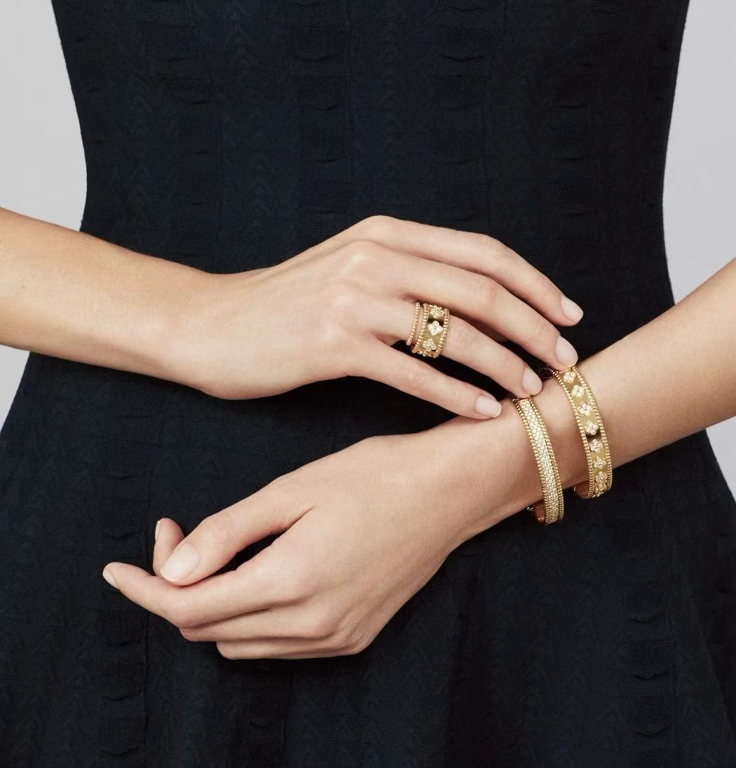 V.ANCLEEF PERLEE CLOVER BRACELET (18K YELLOW GOLD/ROSE GOLD/WHITE GOLD PLATED)