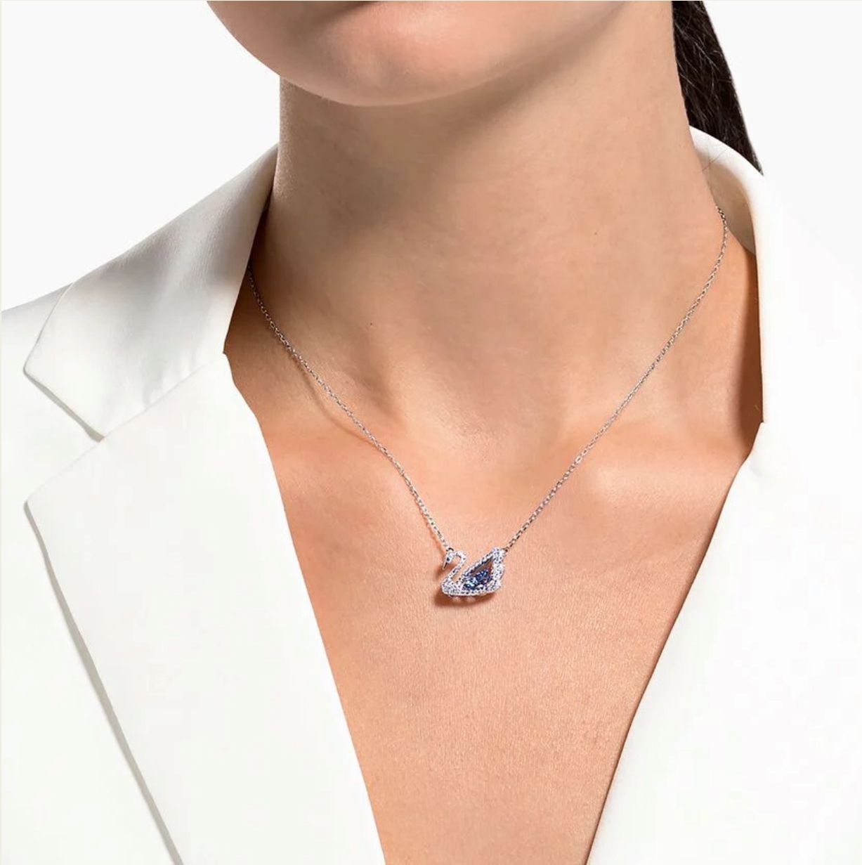 S.WAROSKI SWAN NECKLACE BLUE (RHODIUM PLATED)