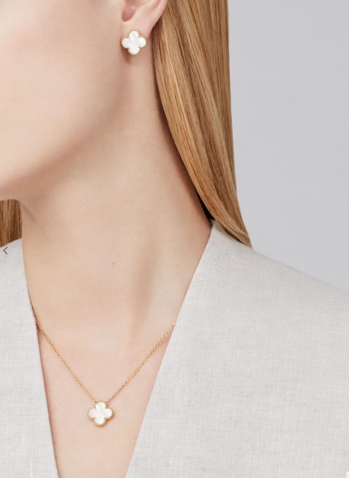 VAN CLEEF NECKLACE SINGLE CLOVER(18K YELLOW GOLD PLATED)