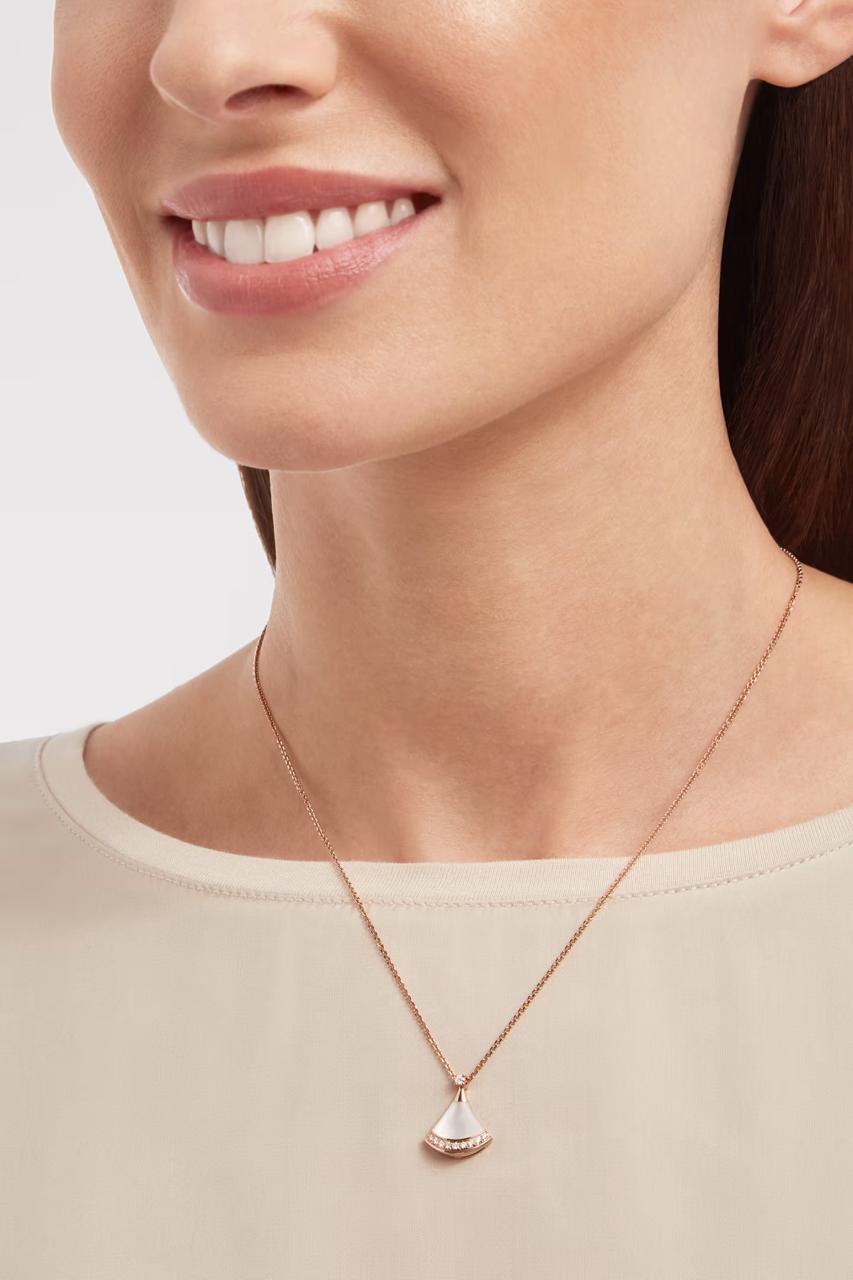 B.VLGARI DIVAS DREAM NECKLACE (18K ROSE GOLD PLATED)